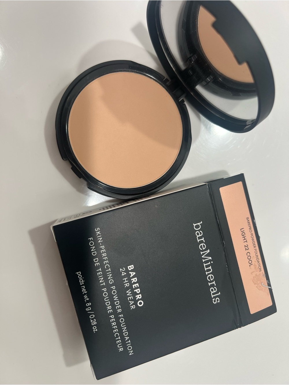bareMinerals BarePro Skin Perfecting Powder Foundation — Light 22 Cool